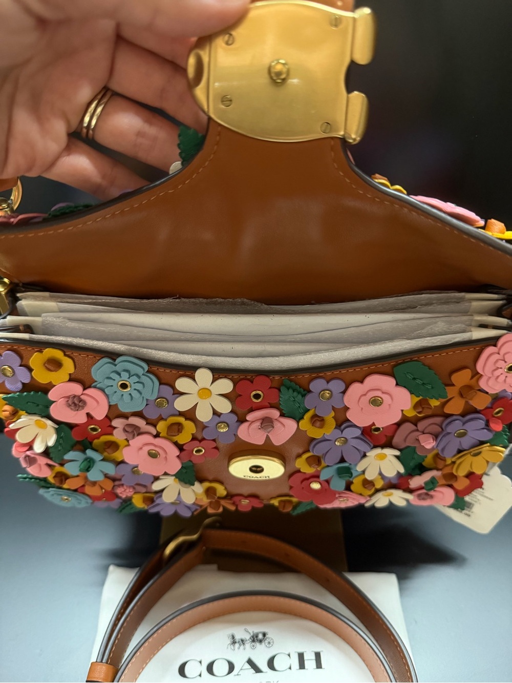 Coach Floral Appliqué Tabby 26 - Picture 5 of 9